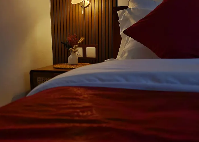 Gyana House 3*